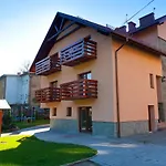 Dominika * فيسلا