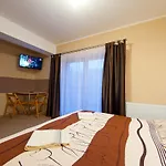 Dominika Apartment *